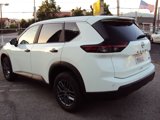 Used 2024 Nissan Rogue S image 4