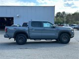 New 2025 Nissan Frontier PRO-4X image 4