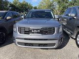 Used 2025 Kia Telluride S image 2