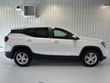 Used 2024 GMC Terrain SLE image 2