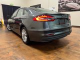 Used 2020 Ford Fusion SE image 2