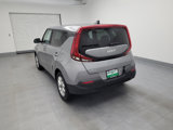 Used 2022 Kia Soul LX w/ Technology Package image 5