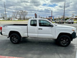 Used 2017 Toyota Tacoma SR image 6