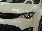 Used 2020 Chrysler Pacifica Touring-L Plus w/ S Appearance Package image 5