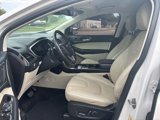Used 2019 Ford Edge Titanium image 2