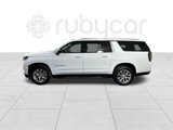 Used 2023 Chevrolet Suburban Premier image 2