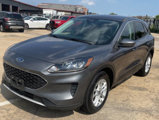Used 2021 Ford Escape SE image 2