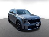 Used 2024 Kia Sorento S image 3