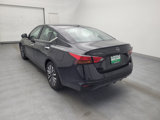 Used 2023 Nissan Altima 2.5 SV image 5
