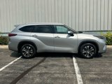 Used 2022 Toyota Highlander XLE image 2