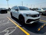 Used 2022 Volkswagen Tiguan SE R-Line image 4