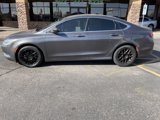 Used 2016 Chrysler 200 Limited Platinum image 2
