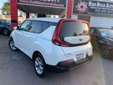 Used 2020 Kia Soul S image 2