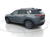 Used 2024 Nissan Pathfinder SV image 3