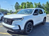 New 2025 Honda Pilot Black Edition image 3