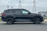 New 2025 Volkswagen Atlas Peak Edition SE image 3