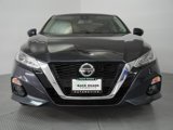 Used 2021 Nissan Altima 2.5 Platinum image 2