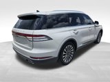Certified 2022 Lincoln Aviator Reserve w/ Equipment Group 201A image 4