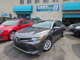 Used 2020 Toyota Camry LE image 4