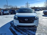 New 2025 Nissan Pathfinder Platinum image 2