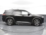 New 2025 Nissan Pathfinder Platinum w/ Cargo Package image 4