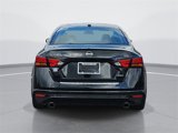 Used 2023 Nissan Altima 2.5 SV w/ SV Premium Package image 4