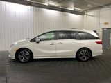Used 2021 Honda Odyssey Touring image 2