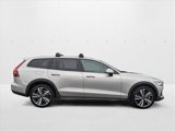 Used 2023 Volvo V60 B5 Cross Country Plus image 4