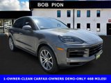 Used 2025 Porsche Cayenne image 3