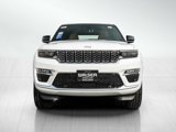 New 2025 Jeep Grand Cherokee Summit image 2
