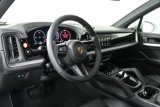 Used 2025 Porsche Cayenne image 4