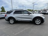 Used 2023 Ford Explorer XLT w/ Equipment Group 202A image 4