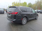 New 2025 Chrysler Pacifica Pinnacle image 4