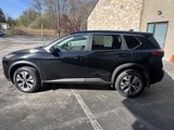 Used 2022 Nissan Rogue SV image 4