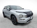 New 2025 Mitsubishi Outlander SE image 3