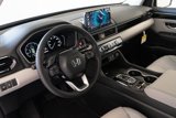 New 2025 Honda Pilot Touring image 3