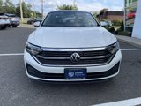 Certified 2023 Volkswagen Jetta SE w/ Panoramic Sunroof Package image 2