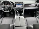 New 2025 Bentley Bentayga image 4