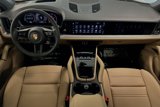 Used 2024 Porsche Cayenne image 5