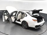 New 2025 BMW i7 eDrive50 w/ Executive Package image 2