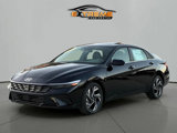 Used 2024 Hyundai Elantra SEL w/ Convenience Package image 2