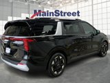 Used 2025 Kia Carnival EX image 5