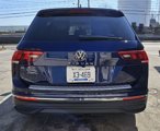 Used 2022 Volkswagen Tiguan SE w/ Panoramic Sunroof Package image 5