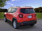 New 2023 Jeep Renegade Latitude w/ Premium Group image 4