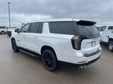 New 2025 Chevrolet Suburban Premier image 5