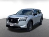 Used 2024 Nissan Pathfinder S image 4