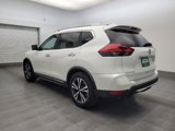 Used 2017 Nissan Rogue SL image 5