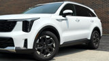 Used 2024 Kia Sorento S image 5
