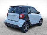 Used 2017 smart fortwo passion image 5