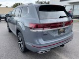 New 2025 Volkswagen Atlas SEL Premium R-Line image 4